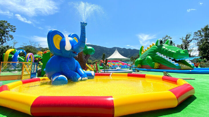 夏休みのファミリーに大人気の水遊び広場“じゃぶじゃぶパラダイス”オープン！ さがみ湖リゾートで涼しく楽しもう！