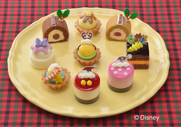 銀座コージーコーナー 12 1よりサンタ帽をかぶったミッキーなどクリスマスモチーフのプチケーキセットを発売 Kawaii Latte カワイイラテ